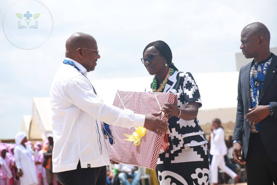 Cérémonie de Port de Blouses à l’INFAS Bouaké : transmission, discipline et héritage du savoir